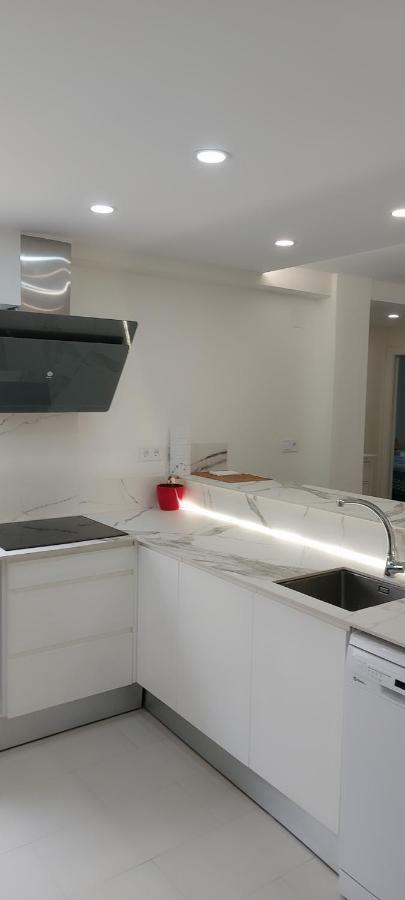 Apartamento Cuidad Ciencias Valencia Exterior foto